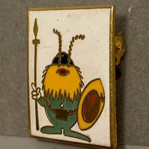 Vintage TRW pin character Troll Gold and Green Fashion Brooch